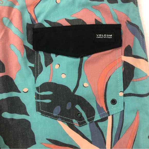 Volcom Stone Cinch Fly Turquoise Black Palm Floral Surf Swim Board Short Men 34 - Picture 9 of 9